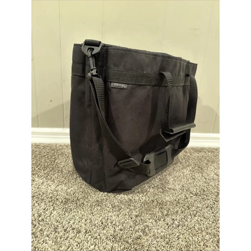 Chill N Go Insulated Black Wine Bag With Vox Vodka Logo